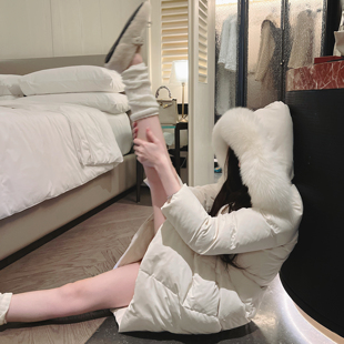 我最爱 白 羽绒服 纸片人感 型巨好 12.13Winema晓雪 收腰版 黑