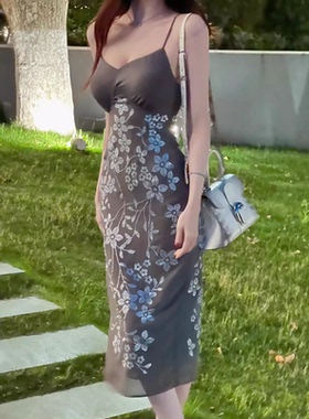 5.27沧海遗珠 全钻花团锦簇雪纺质感吊带辣妹高集感修身显瘦长裙