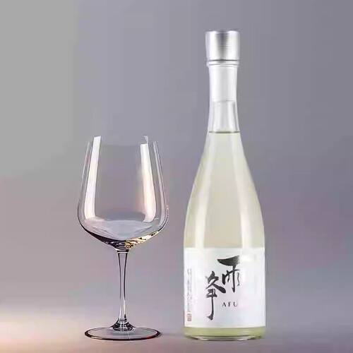日本进口清酒雨降霞微浊酒720mL