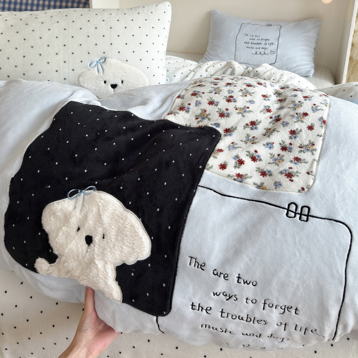 赫本风A类兔毛绒贴布绣牛奶绒四件套冬加厚保暖珊瑚绒宿舍三件套4