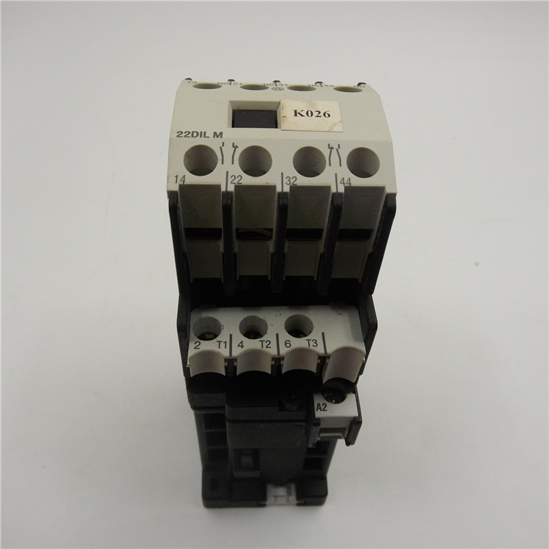 /MOELLER  DILM17-32(RDC24)DIL00M-G 实拍