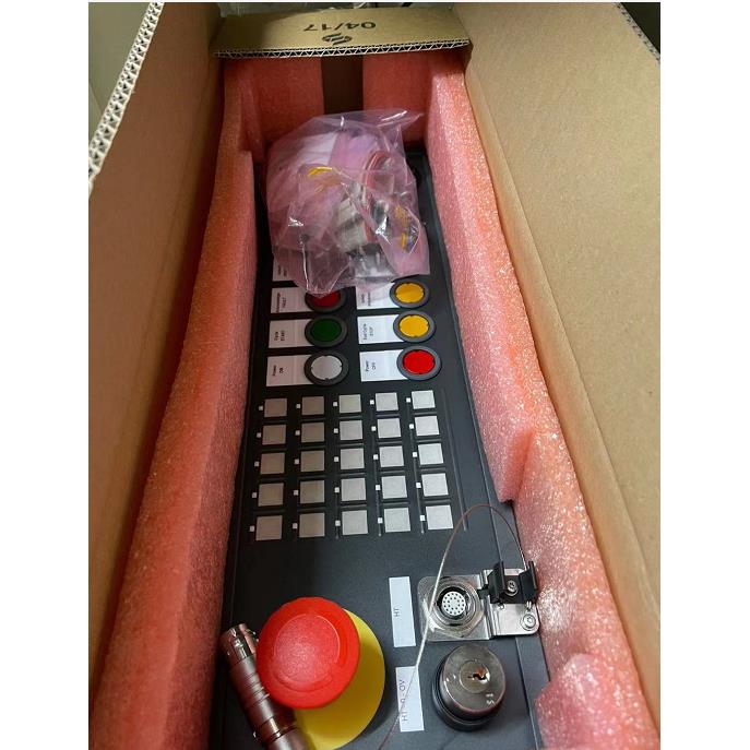 西门子按键面板6FC5303-1AF12-8CD0 SINUMFRIK840D SL 6FC53031AF