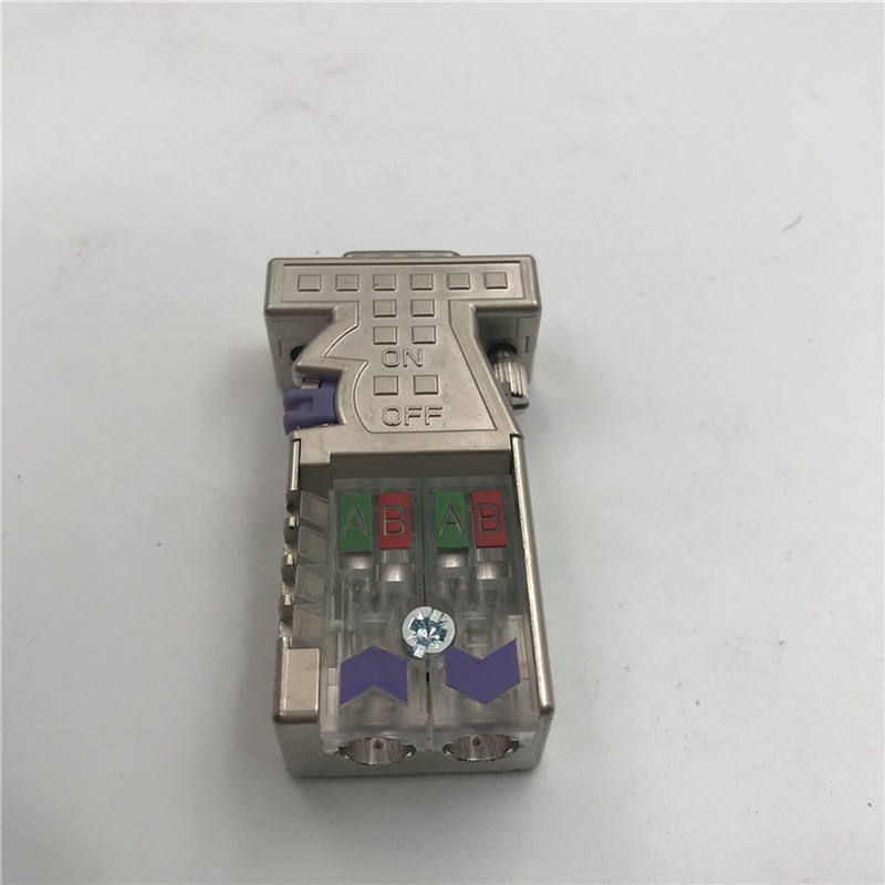 连接器 972-0DP30 实拍