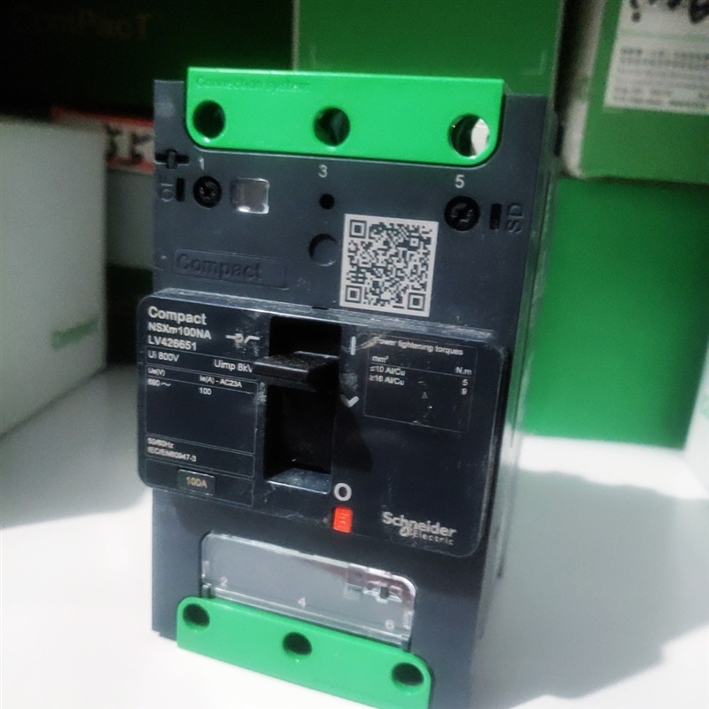 施耐德 LV426651 NSXm100NA 3P