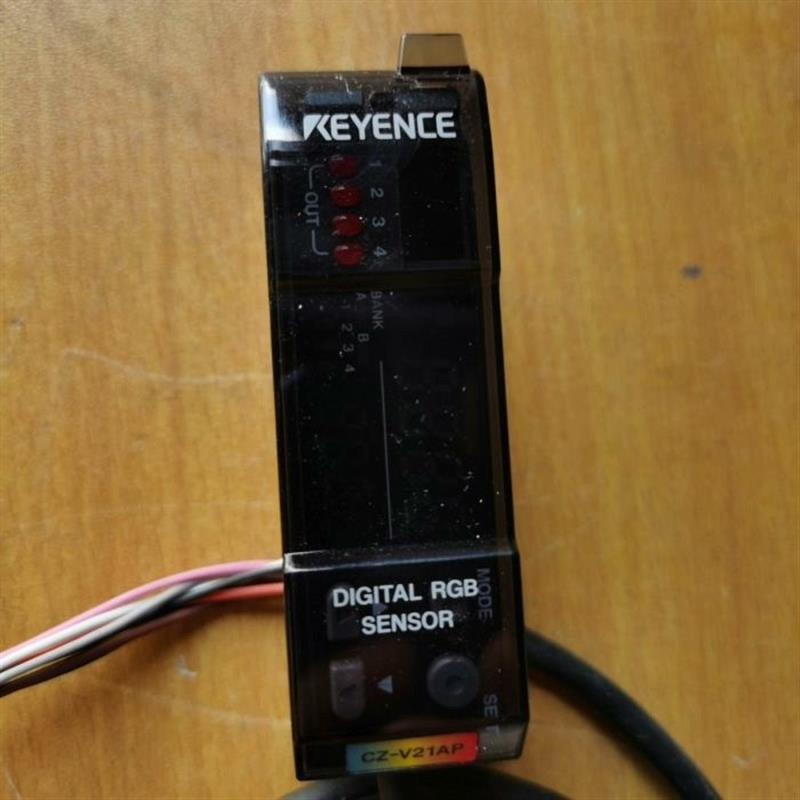 颜色感测器CZ-V21AP CZ-V21A CZ-V22A CZ-H72 CZ-V22AP议价