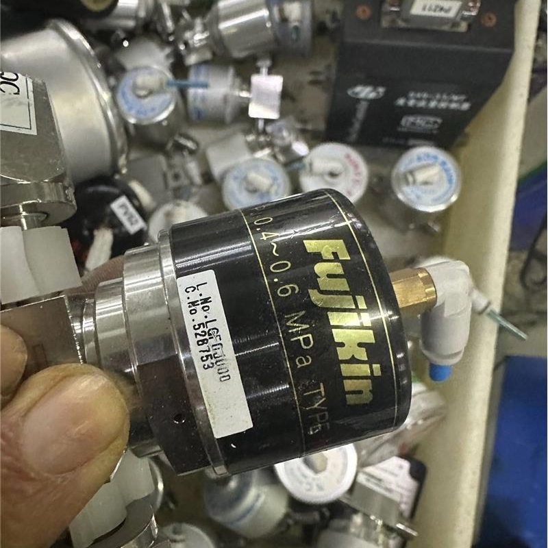 日本富士金FUJIKIN气动隔膜阀NFPR-议价