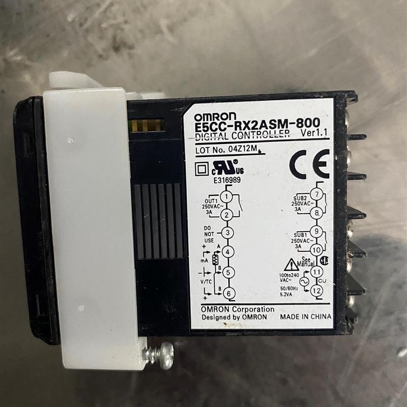 议价产品:OMRON温控器E5CC-RX2ASM-800,九成新,功能正常