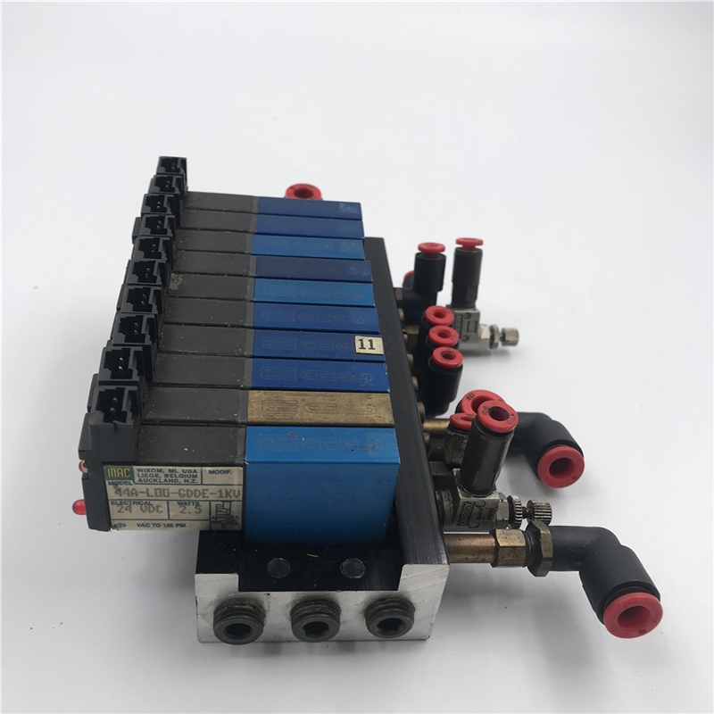 44A-L00-GDDE-1KV电磁阀  DC24V 实拍