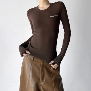 超火女装 新款 爆款 修身 上衣 字母印花长袖 显瘦打底衫 T恤女2025冬季