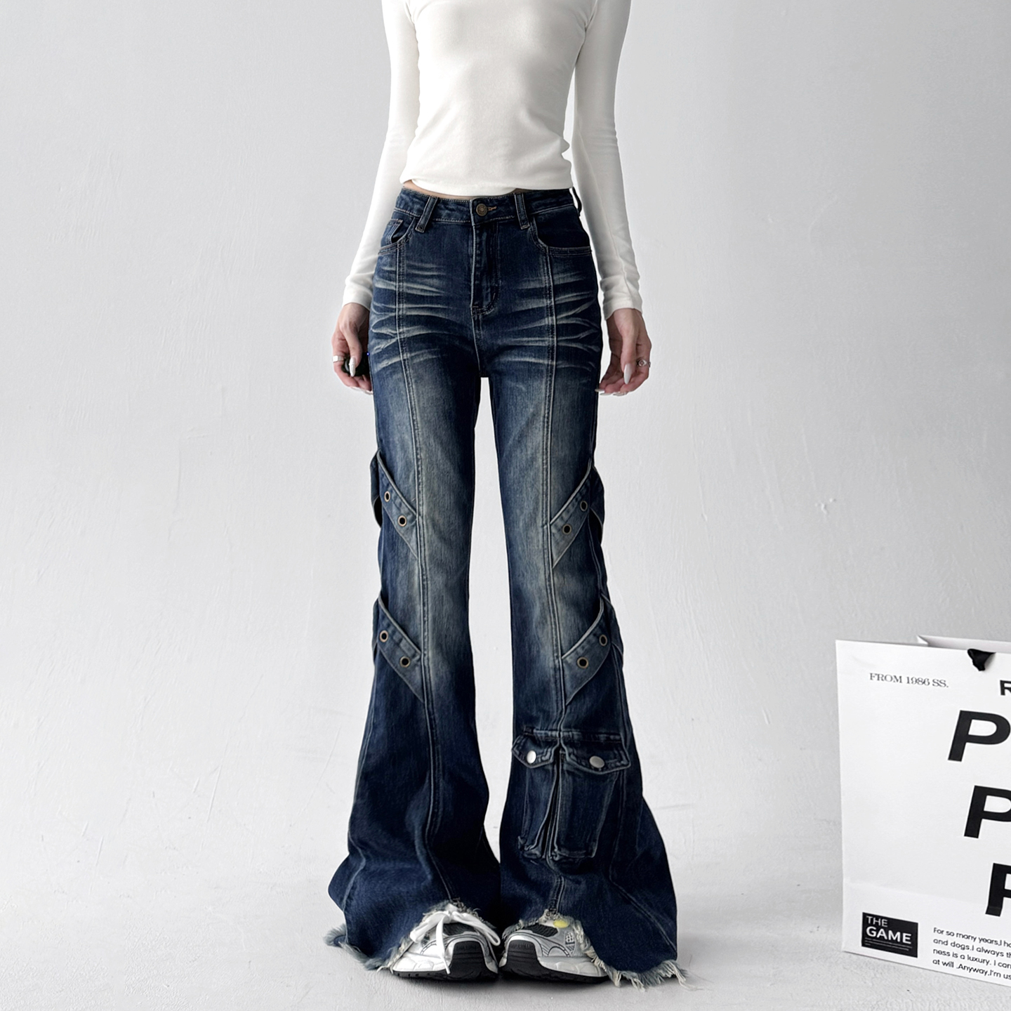 朋克重工水洗做旧微喇牛仔裤女2025秋季新款辣妹低腰显瘦休闲裤