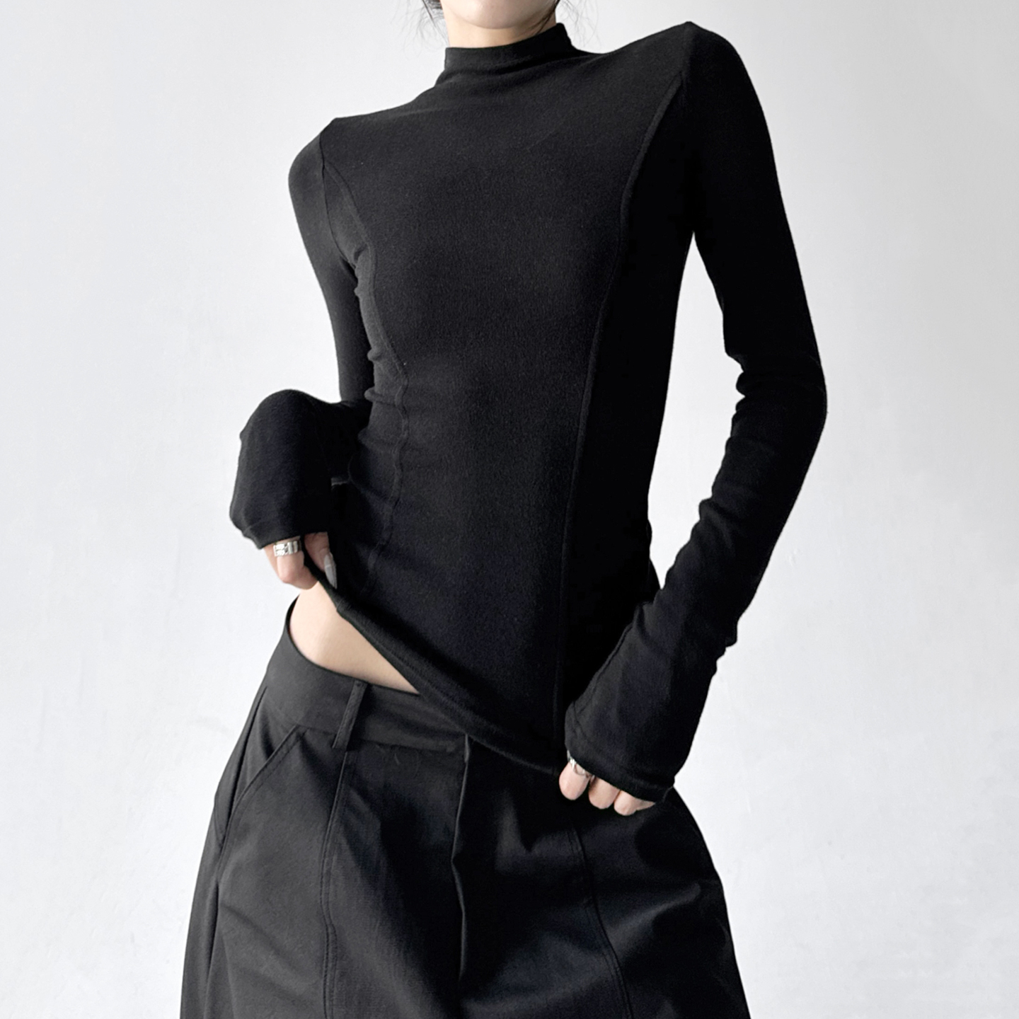 2025冬装新款半高领打底衫女冬季内搭黑色中立领黑色紧身秋冬上衣
