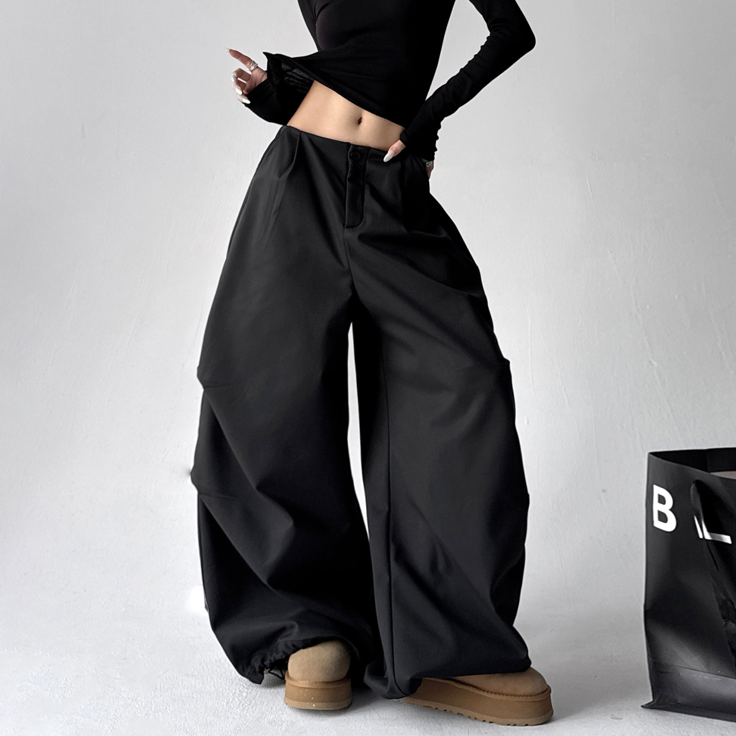 松弛感穿搭韩版慵懒设计感褶皱高腰阔腿裤女秋冬宽松休闲工装长裤