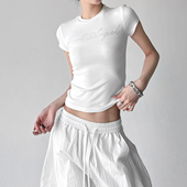 辣妹烫钻设计短袖 T恤女夏季 2026修身 美式 显瘦时尚 百搭正肩上衣潮