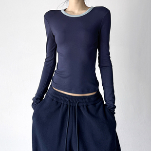 女秋冬撞色显瘦内搭打底衫 今年流行2025冬季 圆领长袖 修身 上衣 新款