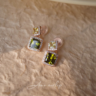 薄荷甜酒耳夹无耳洞女复古高级感超闪橄榄绿闪钻蚊香盘耳饰2025新