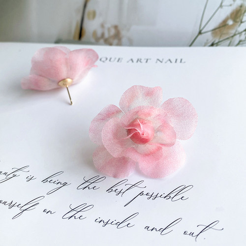 仙气粉色薄纱花朵耳钉耳夹女氛围感度假风小众设计感甜美温柔耳饰