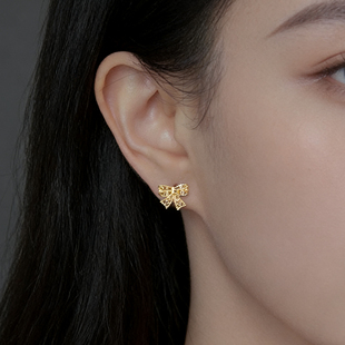 爆款 耳饰 蕾丝蝴蝶结耳钉女小众设计感高级气质耳环2026新款 法式