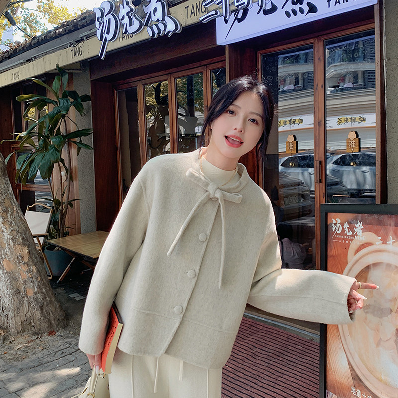 新款现货！秋冬新款绑带短款羊绒外套　123A-9057-P265-K398图片