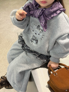 女童kt猫加绒卫衣套装秋冬款2025带屁帘一体绒亮片卫衣卫裤两件套