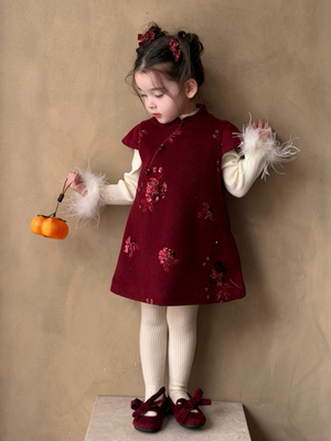 女童新中式汉服裙冬2025女宝盘扣马甲背心裙亮片旗袍裙年服连衣裙