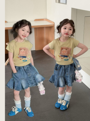 儿童夏款短袖套装2026女童超好看韩系套装短袖T恤+牛仔半裙两件套