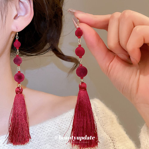 新娘秋冬植绒串珠流苏耳钩新中式