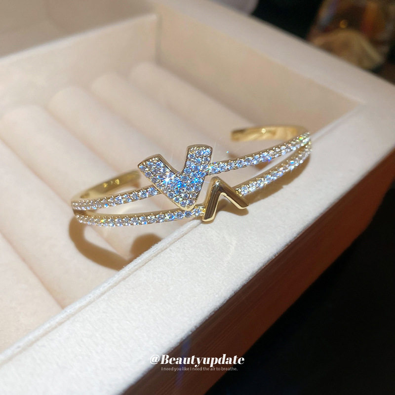 REAL GOLD ELECTROPLATING DIAMONDS LETTER OPEN-ENDED BRACELET NICHE VERSATILE BRACELET 2024 NEW LIGHT LUXURY HIGH-END HAND JEWELRY WOMEN
