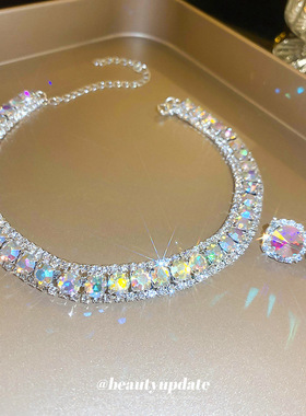 彩色镶钻方形项链套装简约轻奢风