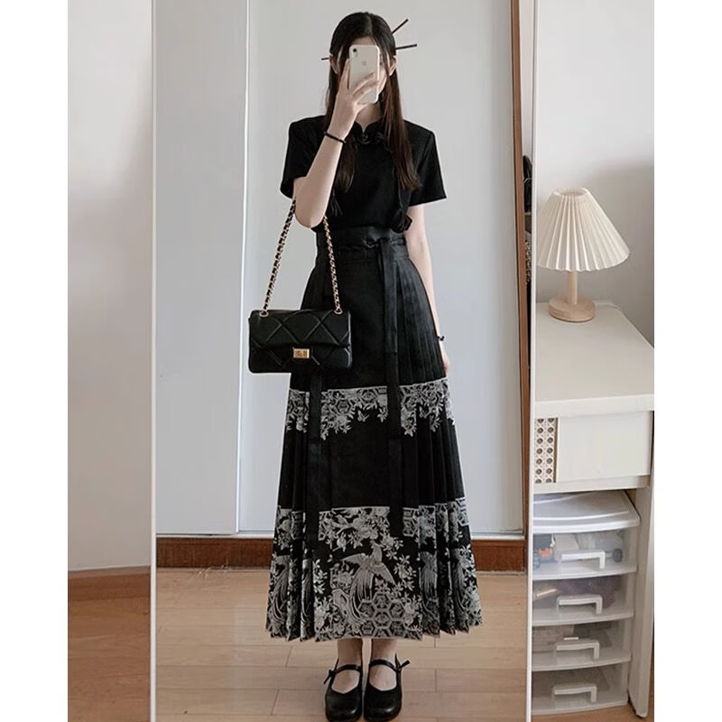 闻莺燕2024夏季新中式国风日常款小个子马面裙改良汉服成人女薄款