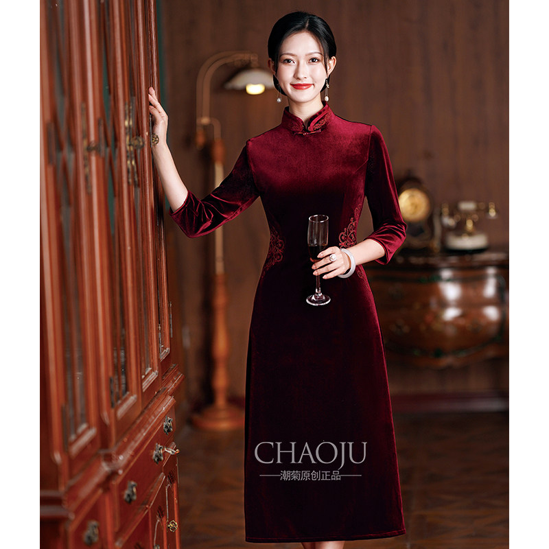 喜婆婆婚宴装2024新款妈妈高端礼服红色秋冬旗袍连衣裙小个子显高