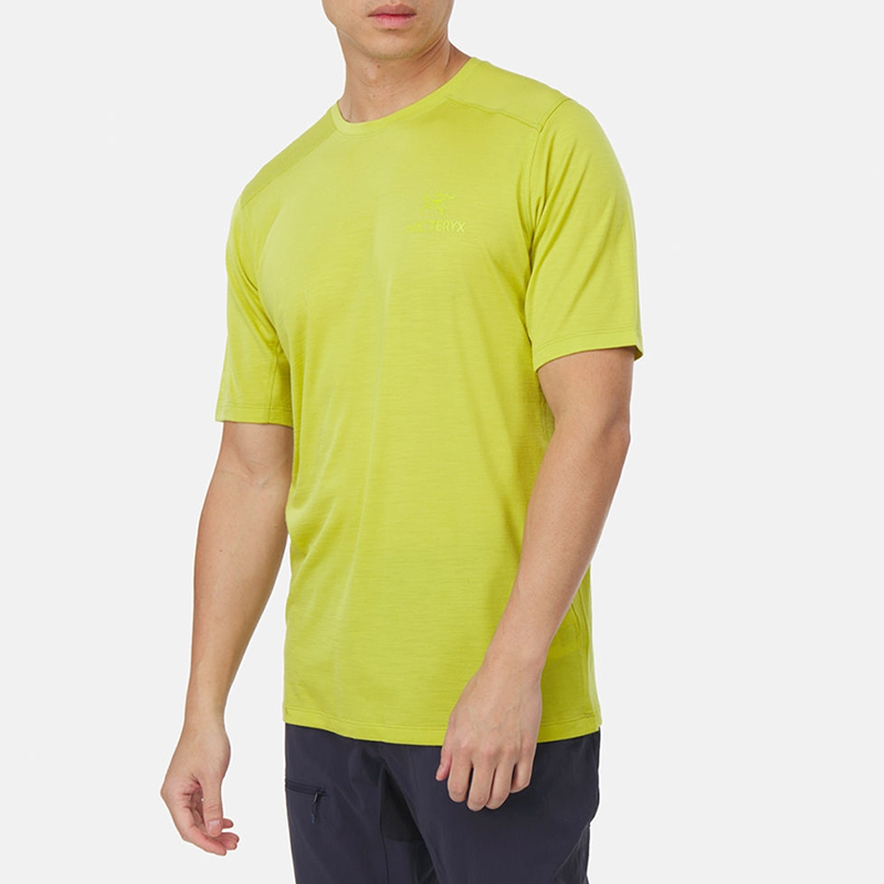 现货始祖鸟羊毛混纺速干衣吸湿