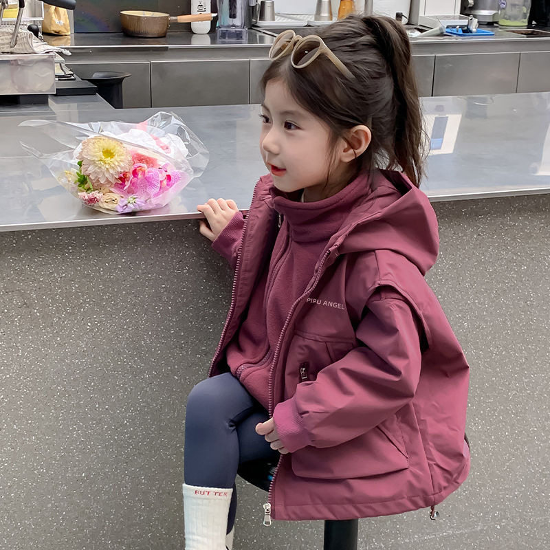 女童外套秋季2025新款秋装儿童冲锋衣马甲两件套小女孩洋气秋冬款