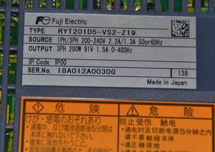 富士ALPHA5 RYT201D5-VS2-Z19 200W 伺服电机驱动器。。。。。