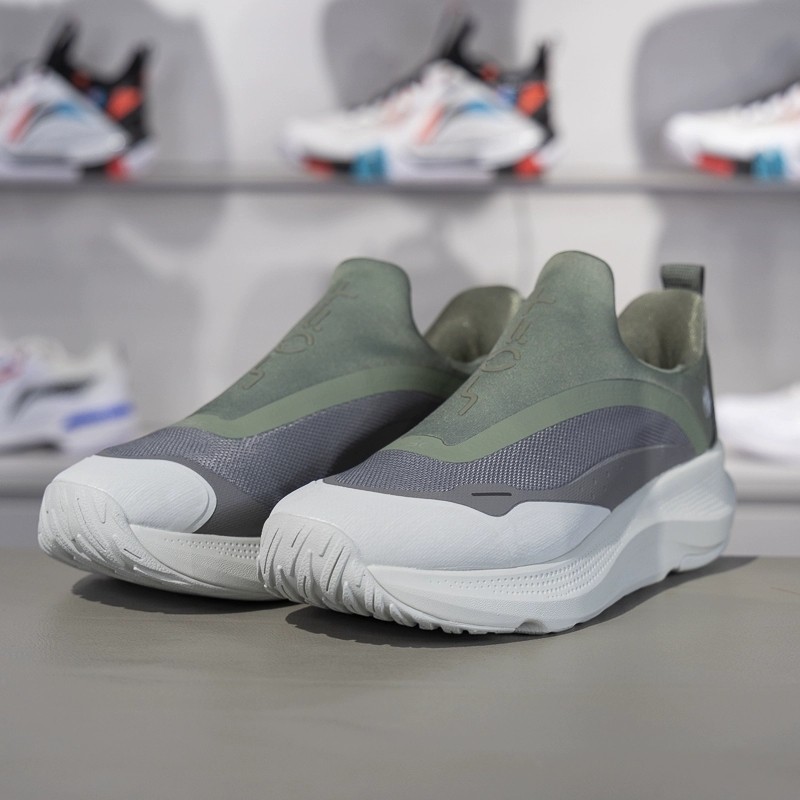 李宁透气男子一脚蹬休闲鞋