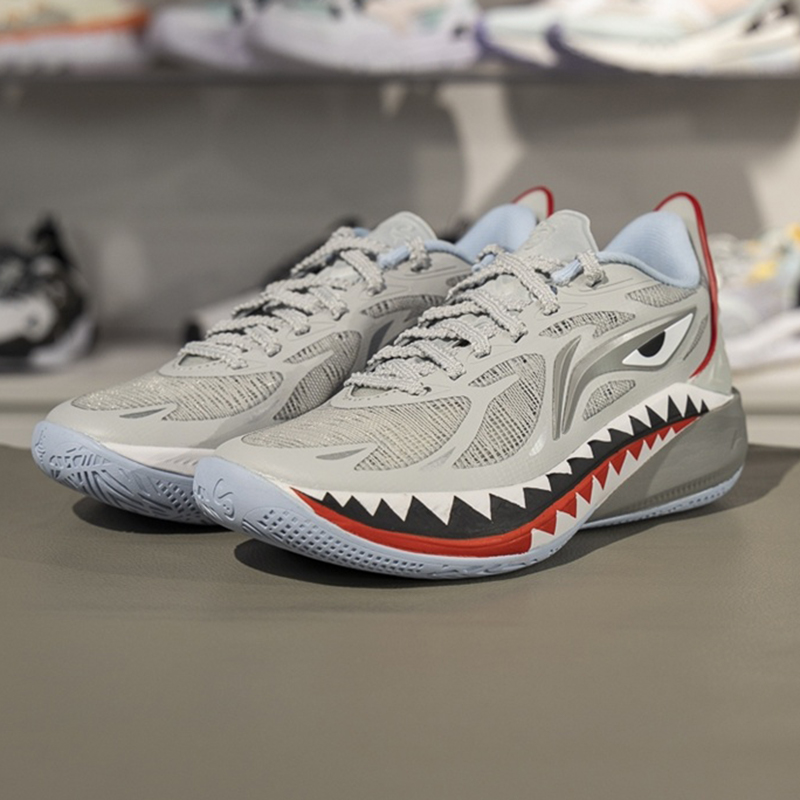 李宁儿童缓震回弹低帮篮球鞋