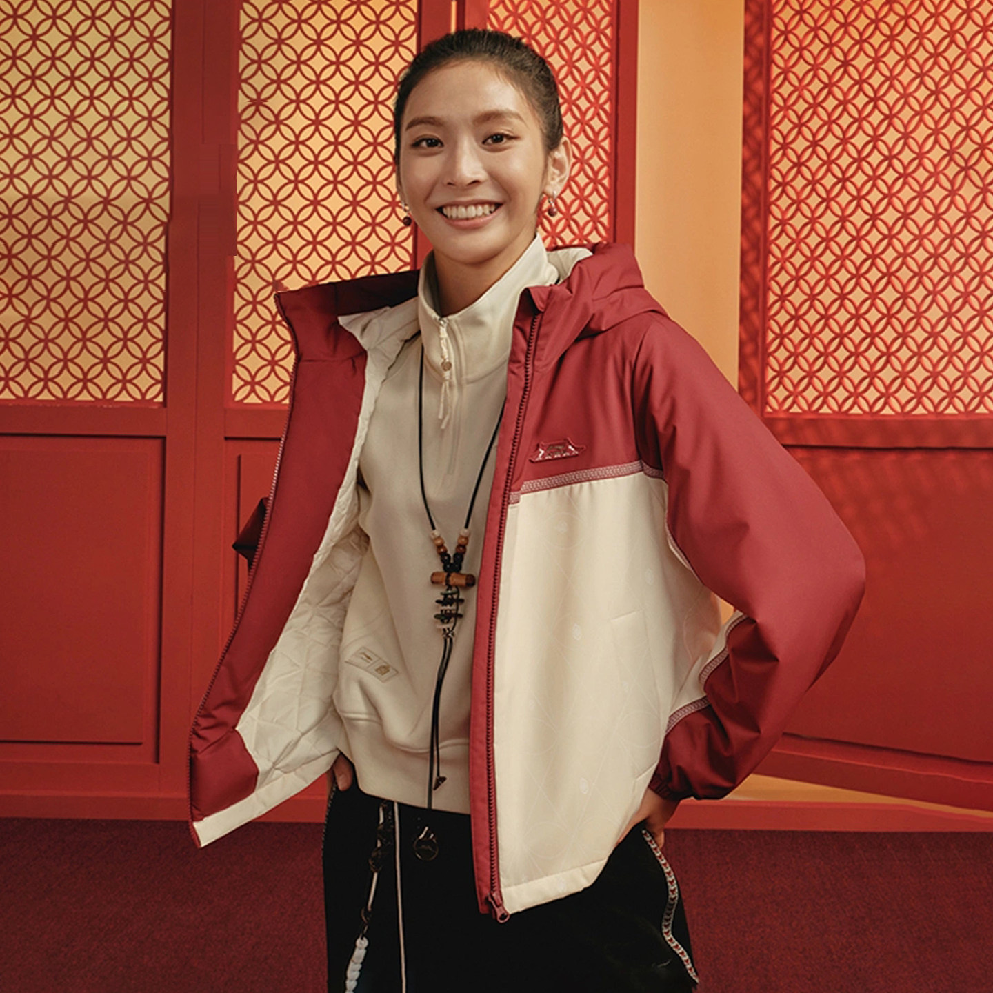 正品李宁女子短款棉服连帽冬装夹棉外套女装棉衣AJMW084-2-3