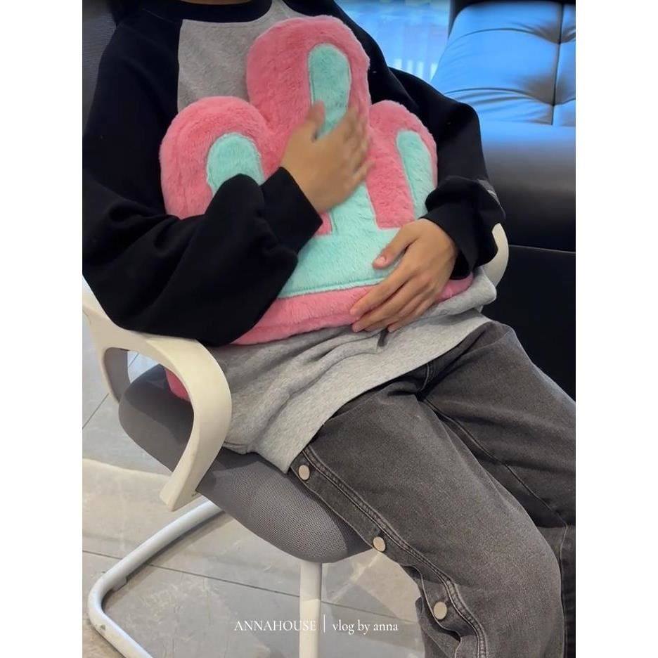 新家的100个快递靠山靠垫沙发腰部支撑毛绒ins搞怪文字坐垫女