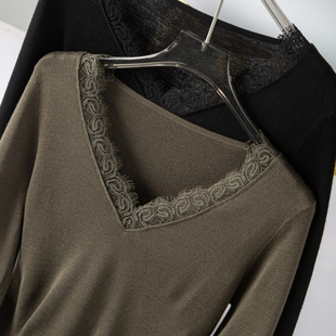 出口柜上品质精致睫毛蕾丝花边拼接V领美丽诺羊毛针织打底衫毛衣