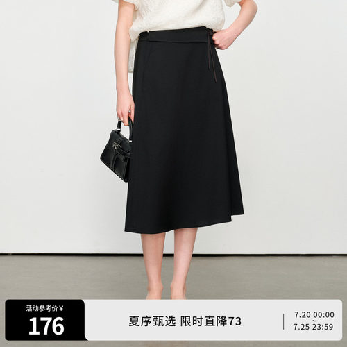 黑色长裙