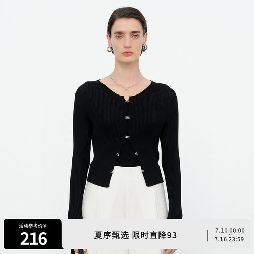 黑色圆领毛织开衫
