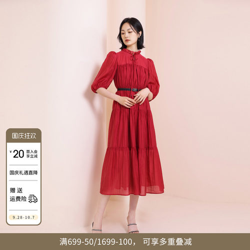 假日红短袖连衣裙