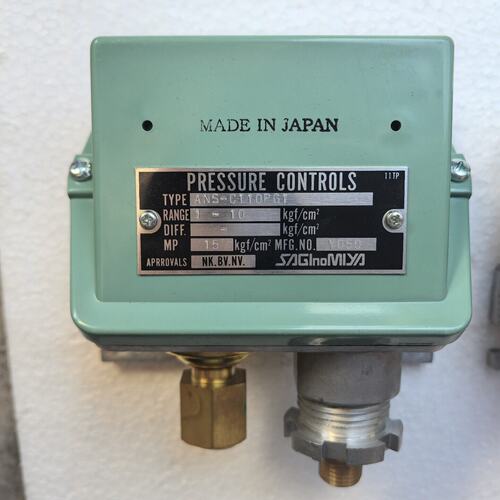 议价鹭宫压力控制器 ANS-C110PG1