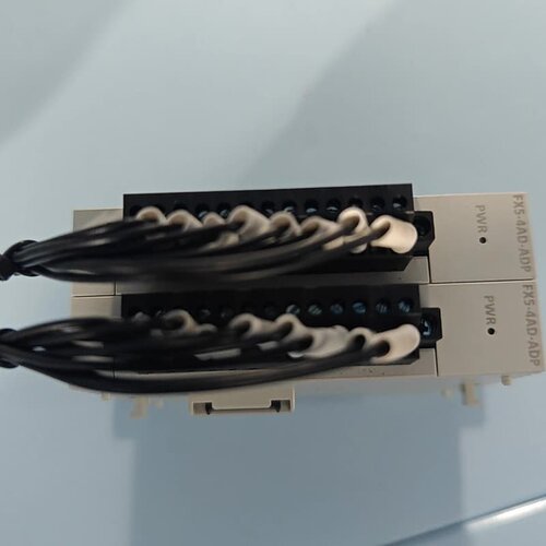 议价PLC模块FX5-4AD-ADP功