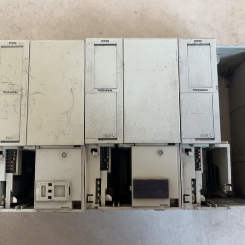 议价C200HE-CPU42-E，拆机欧姆龙PLC模块，