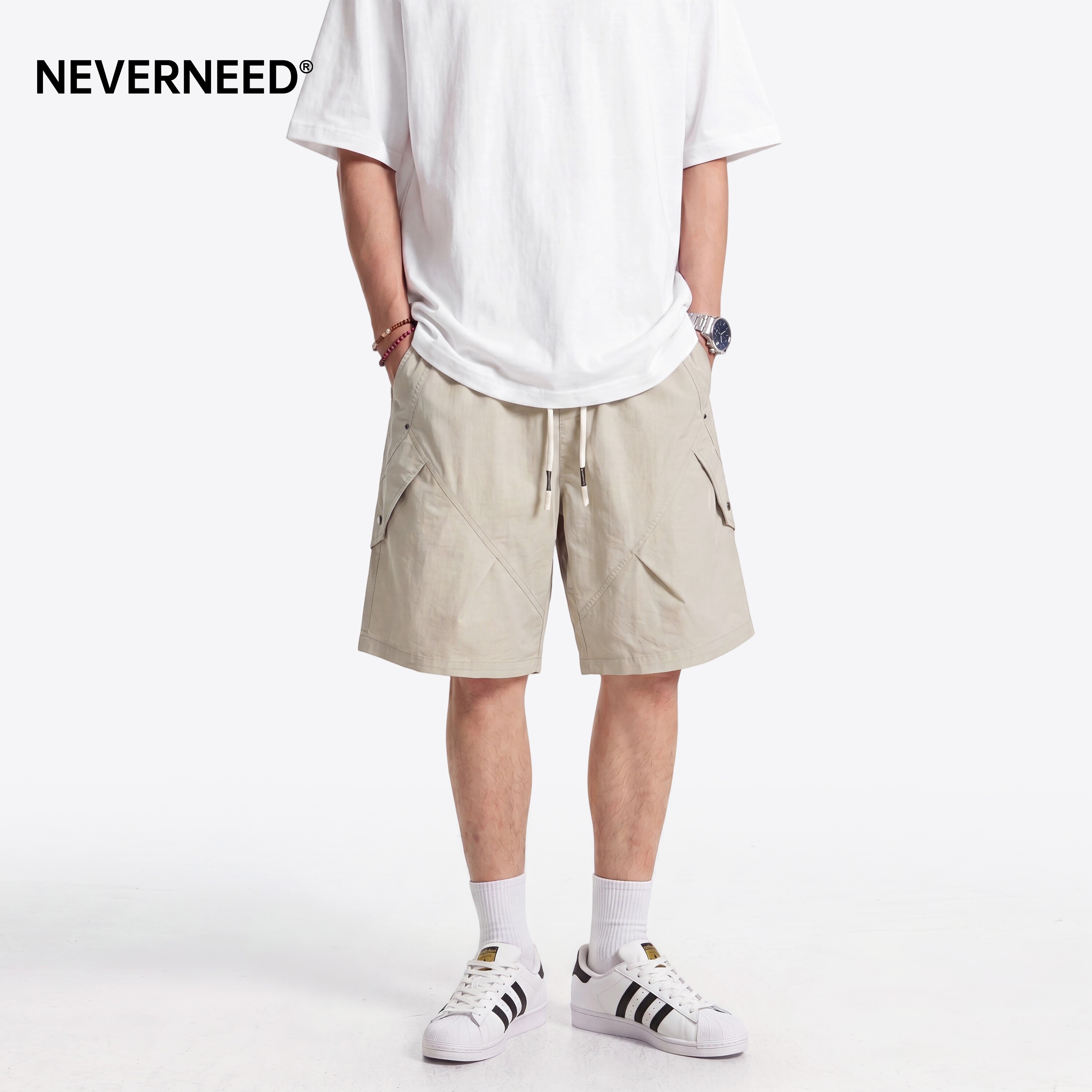 NEVERNEED拼接解构直筒工装短裤图片