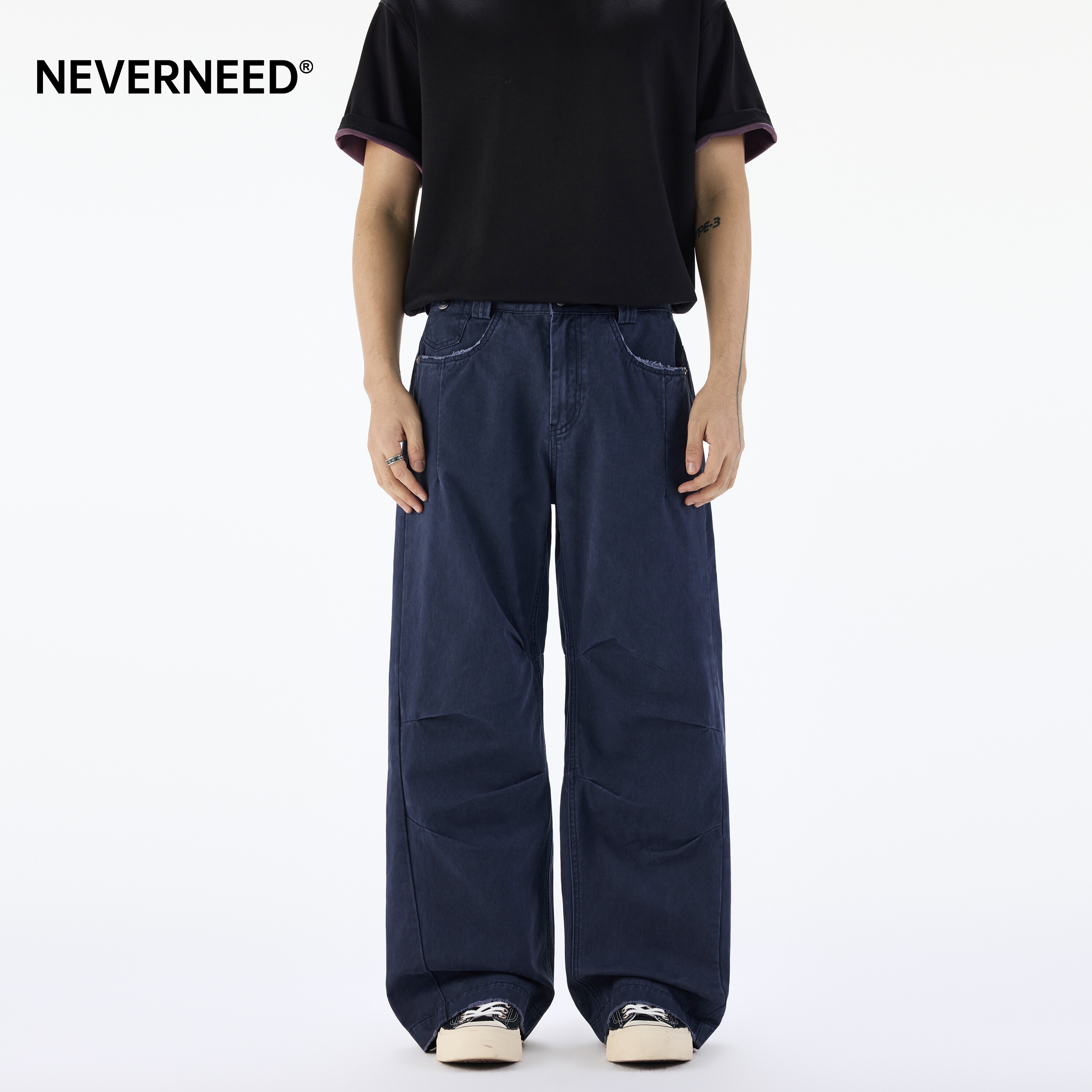 NEVERNEED褶皱工装休闲裤男女图片