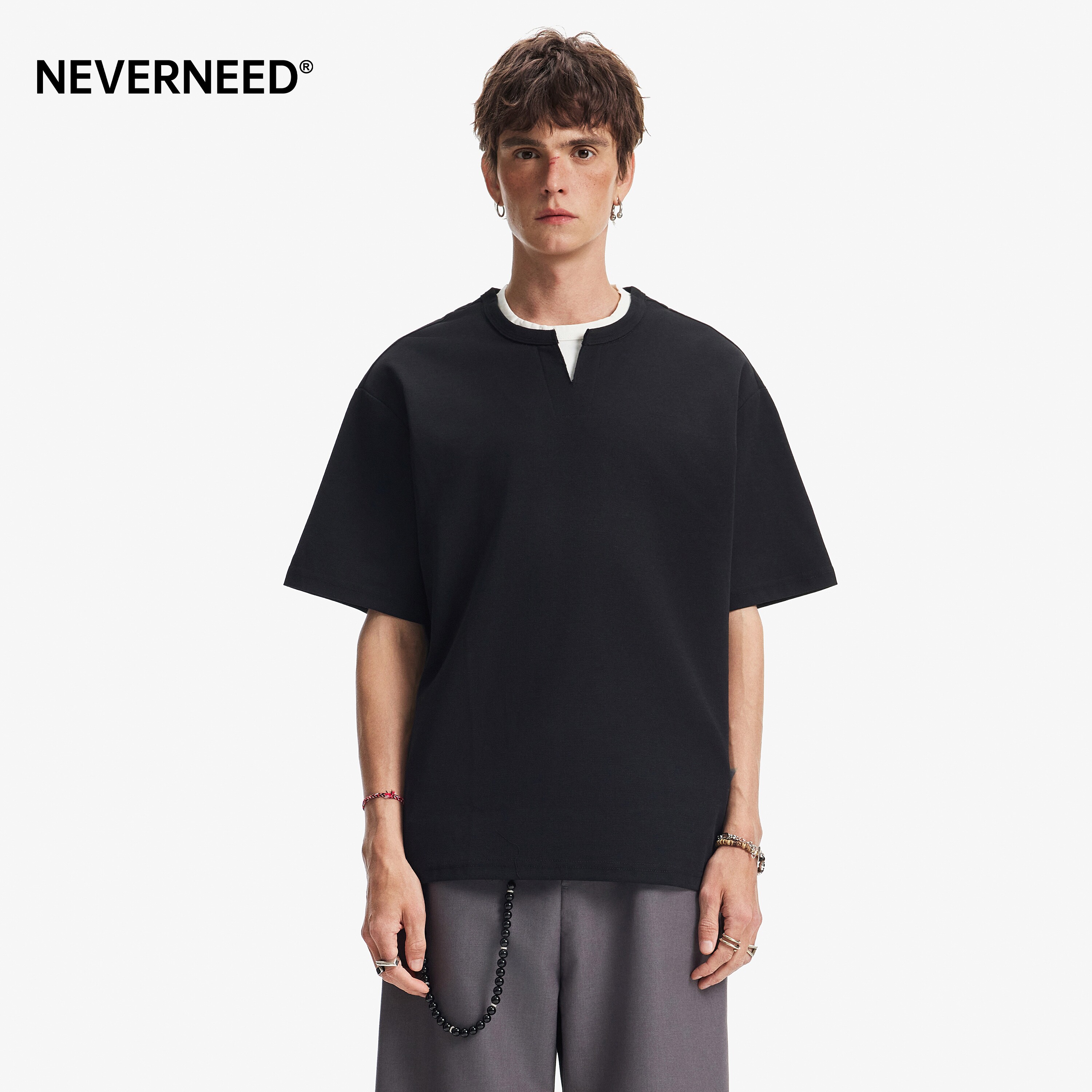 NEVERNEED假两件V领短袖T恤男图片