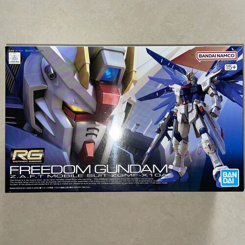 万代 RG 05 1/144 自由高达 FREEDOM 高达SEED 高达 拼装