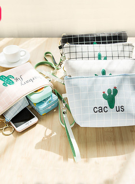 热卖艺蓝化妆袋绿色仙人掌pu创意化妆包大容量防水收纳包手拿包