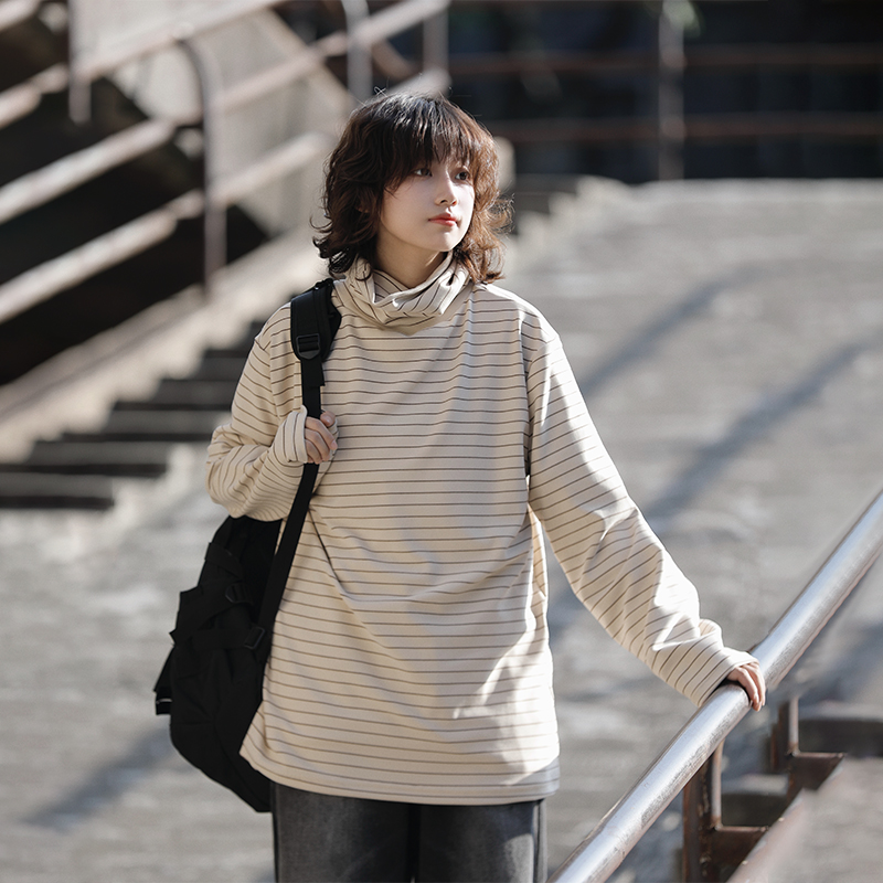 阿于呆日系复古青年T恤打底衫